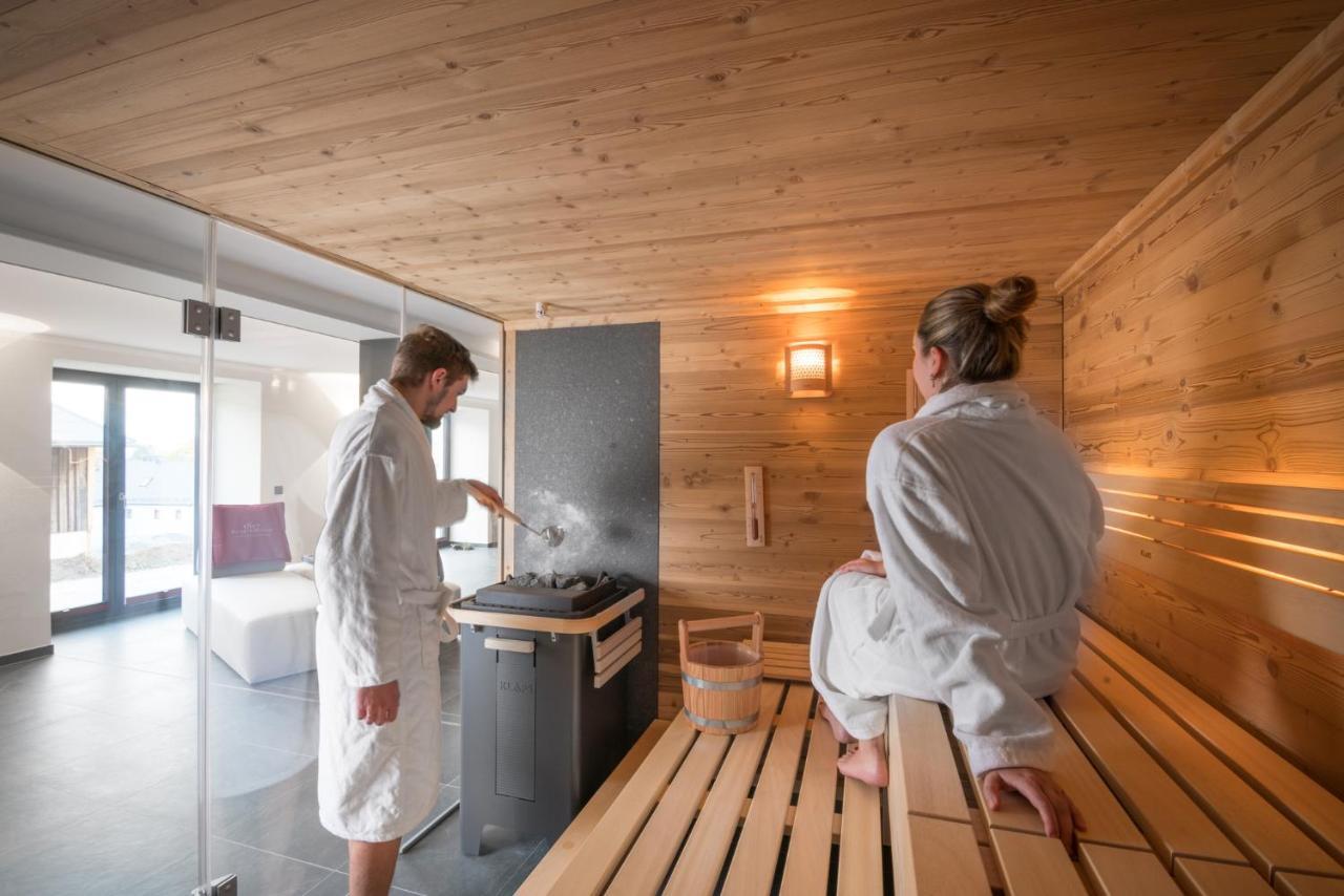 Chalet-Ferienwohnung Aehrenglueck, 70 Qm, Wellness/Fitness/Sauna - Bergroedelhof Feilitzsch ภายนอก รูปภาพ